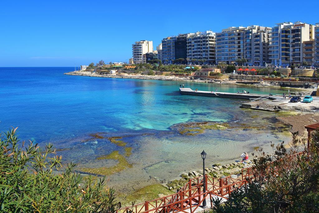 Apartment With Stunning Seaviews スリーマ エクステリア 写真