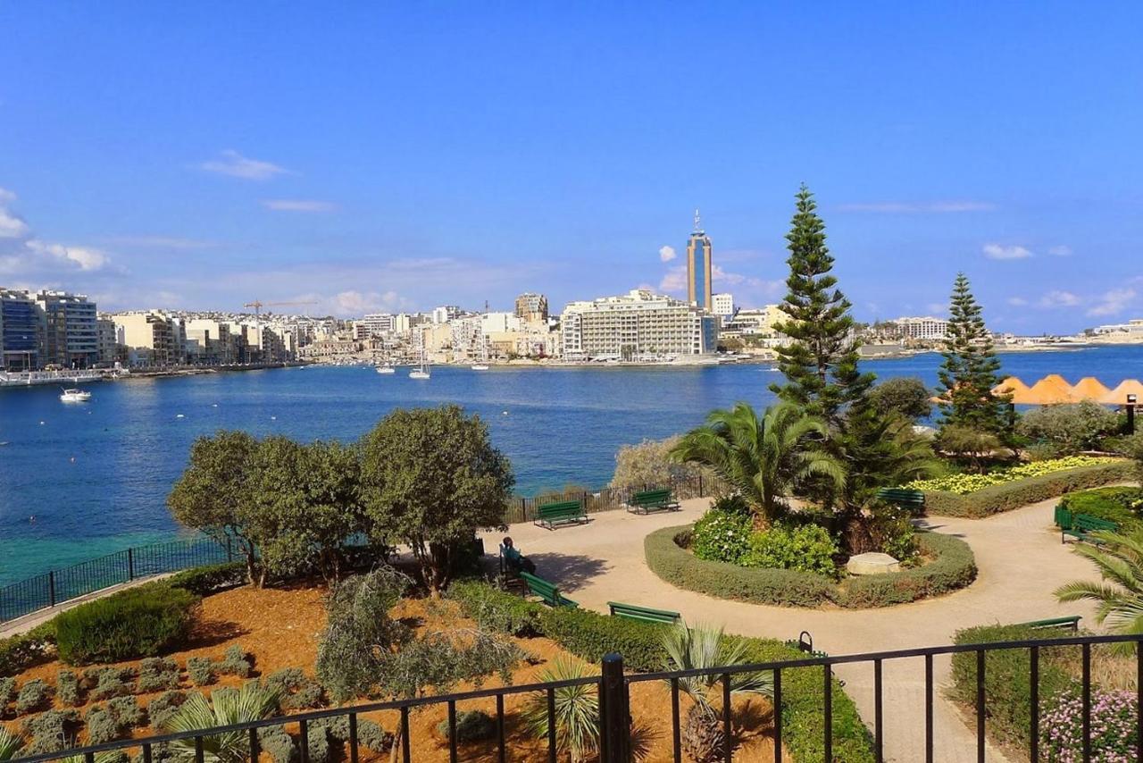 Apartment With Stunning Seaviews スリーマ エクステリア 写真