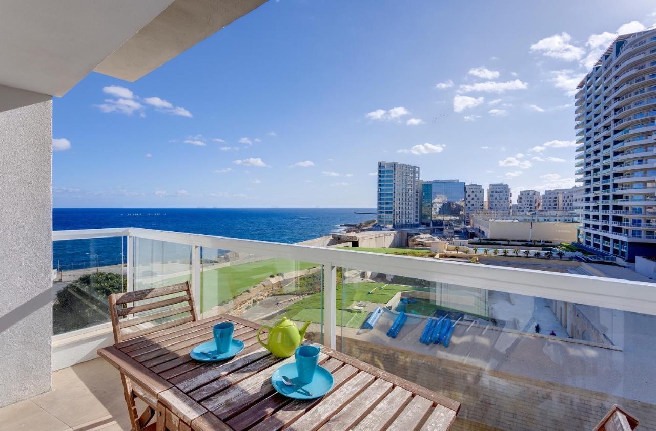 Apartment With Stunning Seaviews スリーマ エクステリア 写真